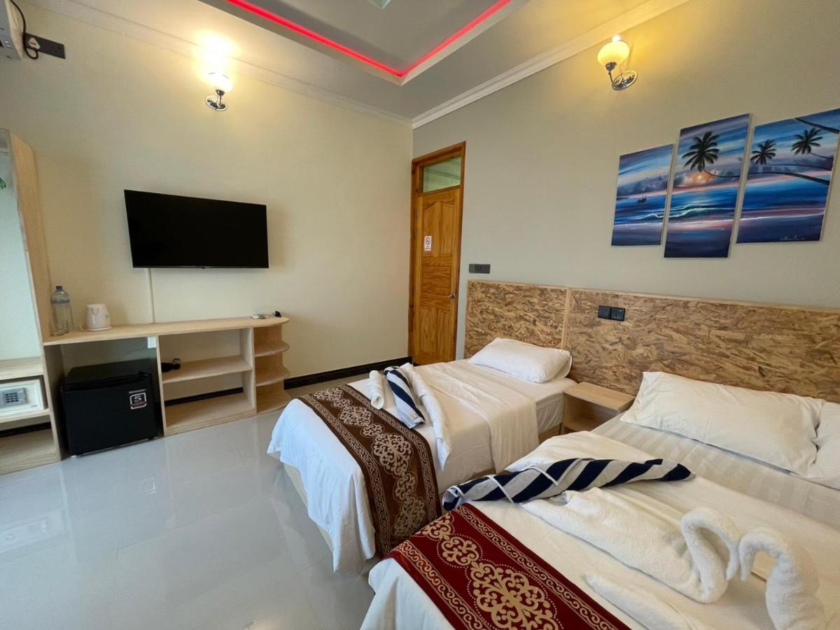 Ocean Waves Inn Gaafaru Ngoại thất bức ảnh